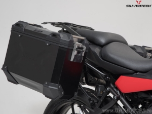 TRAX ADV M Black Aluminum Side Case Set (sidecase) and PRO Racks - 74.0L - Yamaha Tracer 9 models ('20-) - SW-Motech