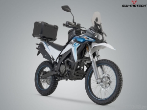 TRAX ADV Set Black (TRAX ADV Topcase + Rack + Adapter + Lock Set) - Voge 300 Rally ('23-) - SW-Motech