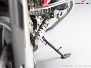 Universal exhaust protector - material: stainless steel - color: silver - for pipe diameter 32-50 mm - SW-Motech