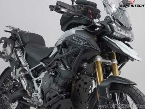 Upper crashbar - material: steel - color: black - Triumph Tiger 1200 models ('22-) - SW-Motech