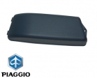 Capac baterie original - Piaggio Fly 2T / 4T 50cc / Fly 4T 100cc / Fly 4T 125cc / Fly 4T 150cc - Piaggio